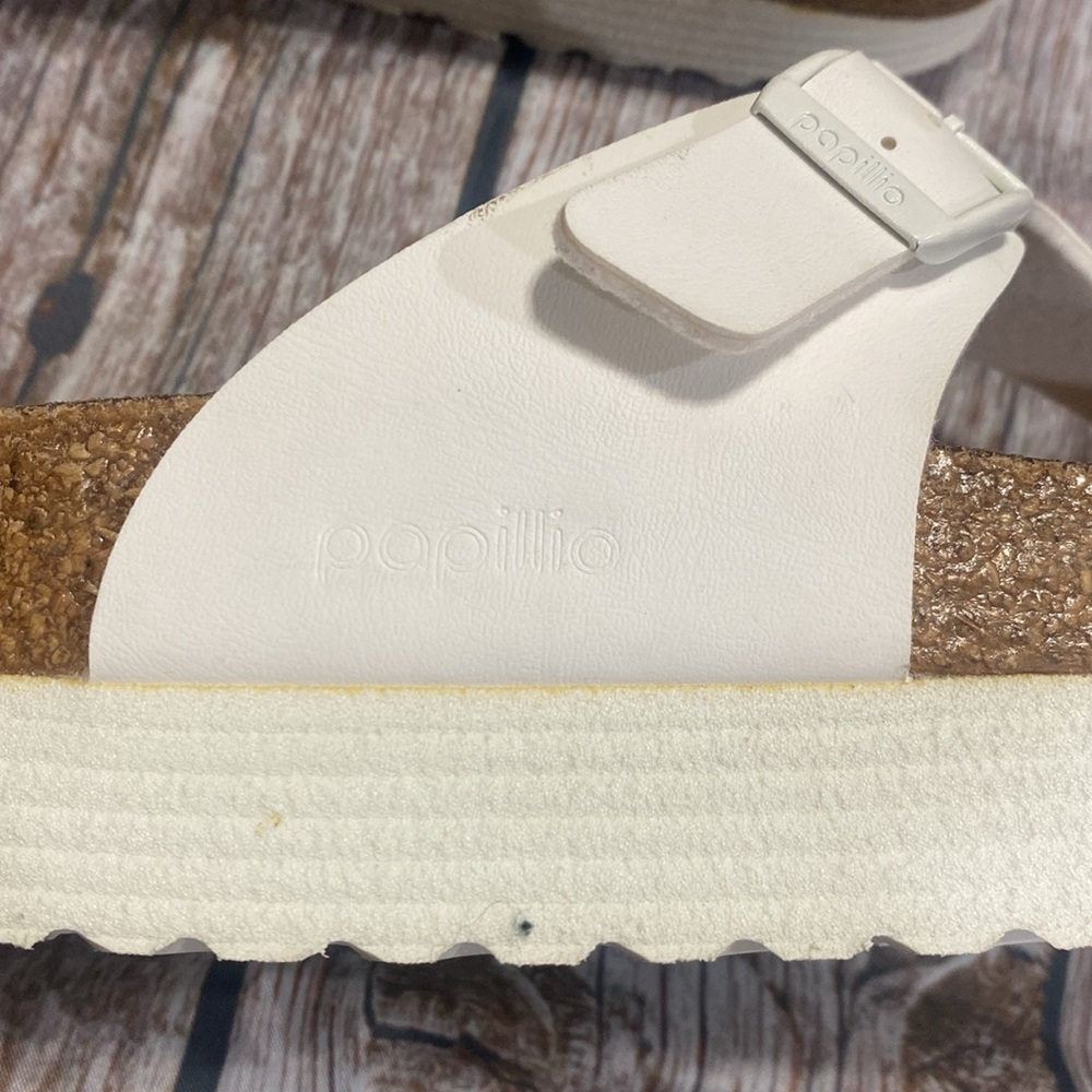 Papillio White Sandals - Picture 12 of 12
